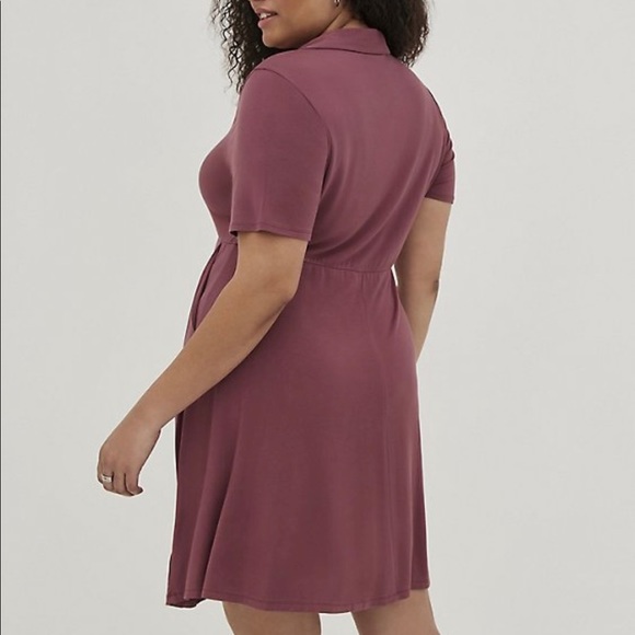 Collared Jersey Shirtdress
Dusty Red - Picture 4 of 7